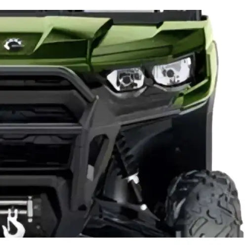 Grønn matt frontstøtfanger i metall med integrerte led-lykter og robust svart støtfanger til can-am traxter g1 og g1 max for atv-er og utv-er