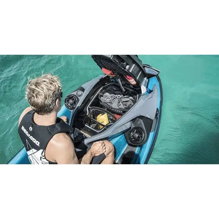 Sea-Doo frontorganisator 10,7 L 295100835 - Leks Motor as