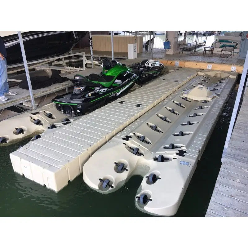 MAX2 Rental - Leks Motor as