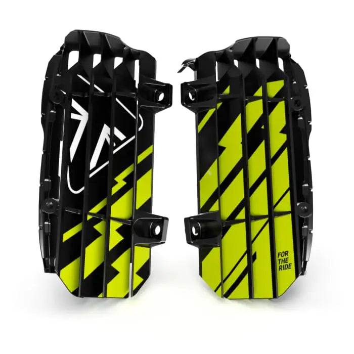 Triumph dekalkit front fender guards in black and neon yellow with bold geometric design for motorsykkel use