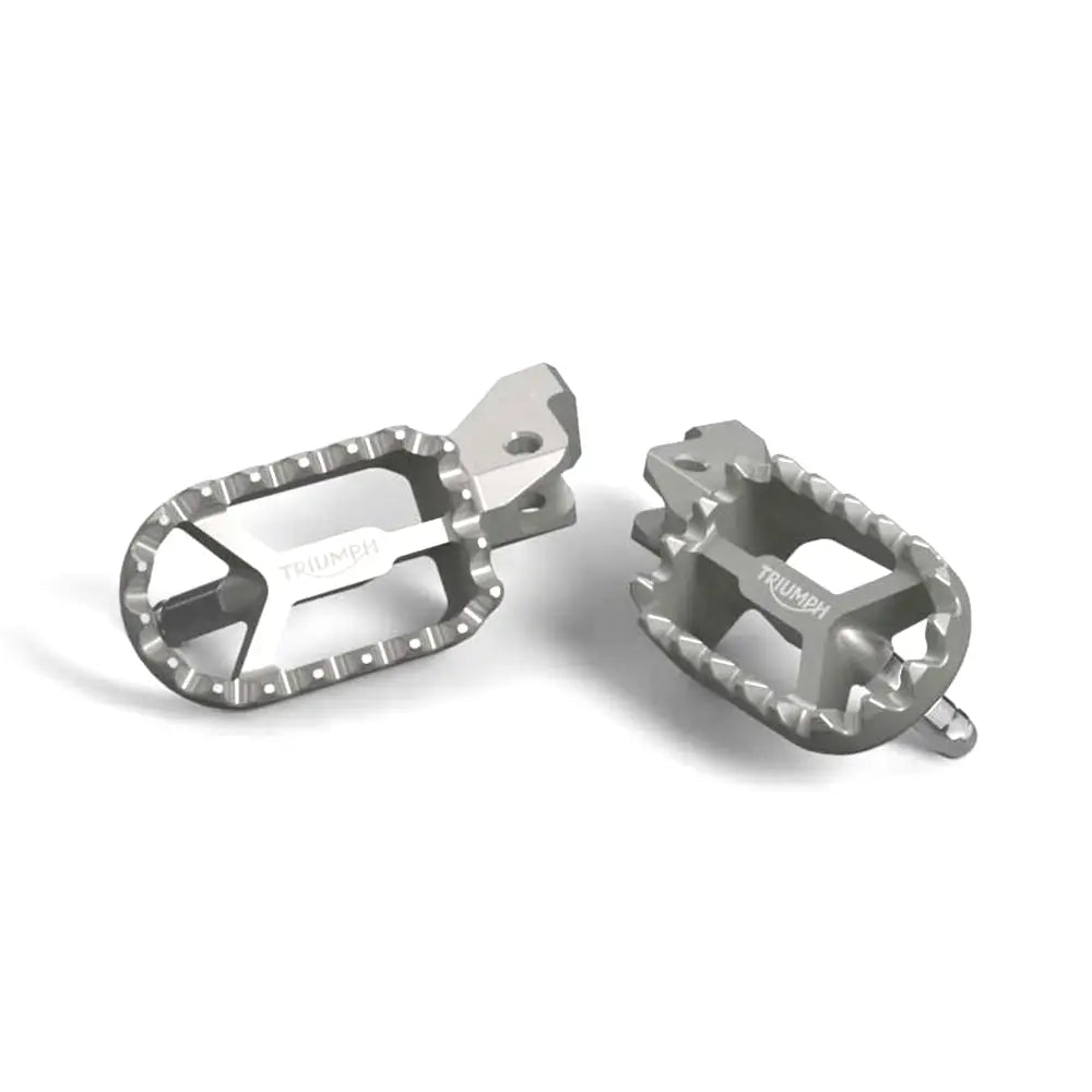 Silver metallic triumph førerfothvilere a9770240 with rugged texture and reinforced edges for tiger 1200 and scrambler 1200