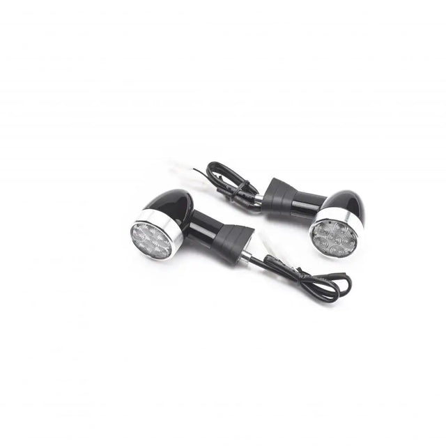 Sort og krom triumph led-blinklys bak med kort stamme og rund design for bonneville t100 og tilhenger