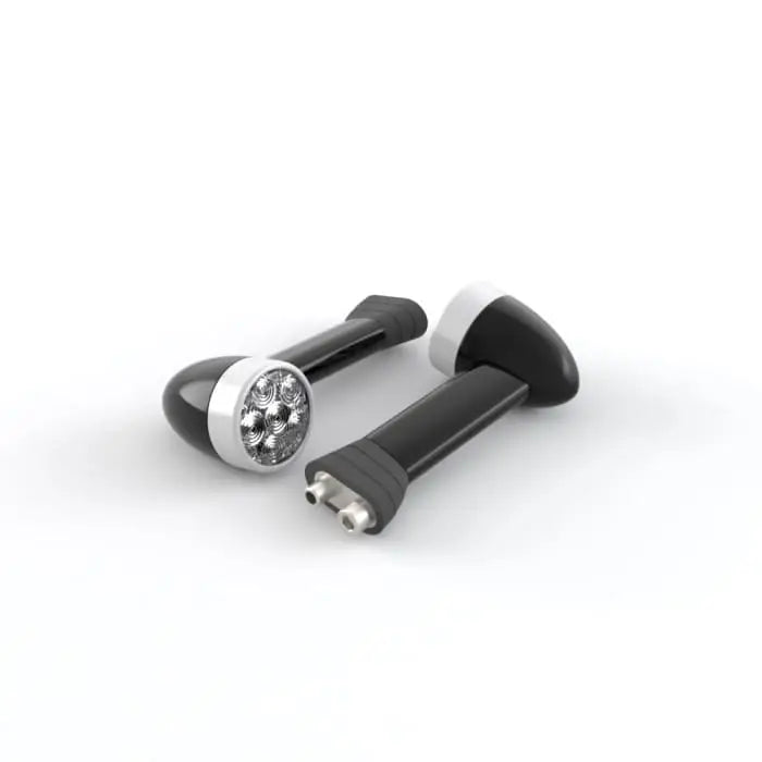 Black and silver led-blinklys foran med lang stamme for bonneville t100 med moderne og slank design