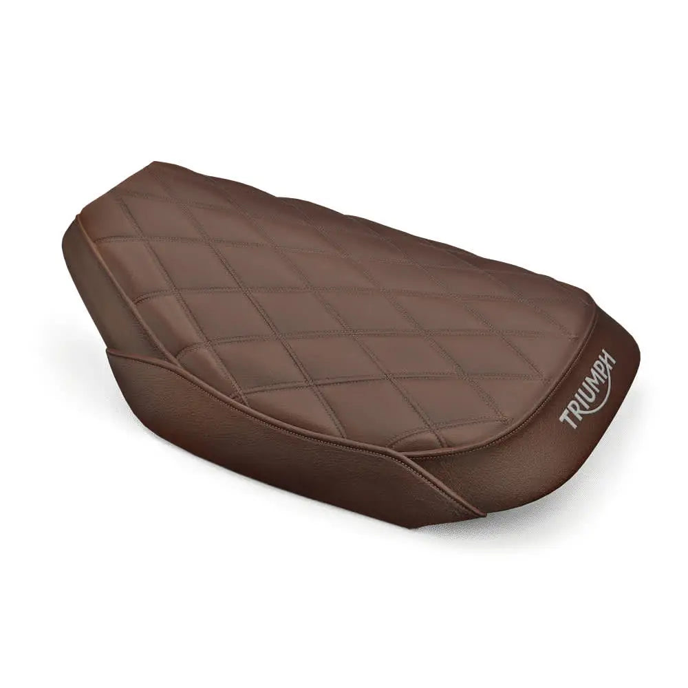 Brunt quiltet skinnseter for motorsykkel med triumph logo, egnet for scrambler 900 og tilhengerbruk