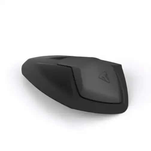 Triumph setedeksel for street triple 765 r i svart matte med grå aksent og trekantet logo, egnet for atv-er og utv-er tilhenger