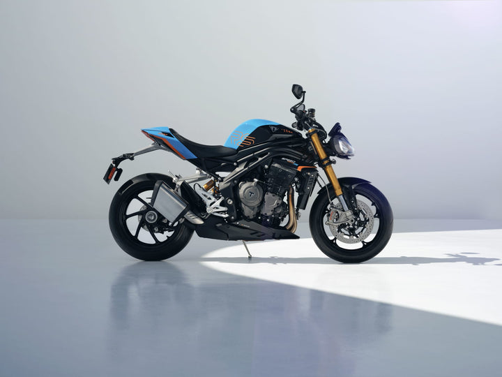 SpeedTriple1200RS 2027 002 MP