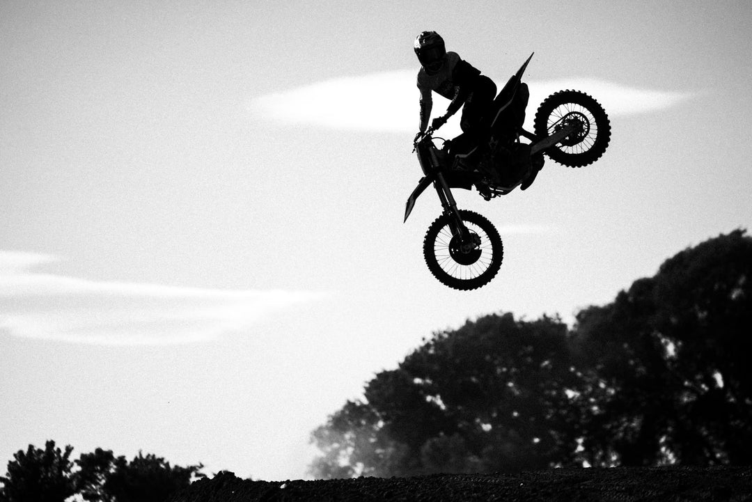 Triumph TF 250-X 2027 – action på motocrossbane