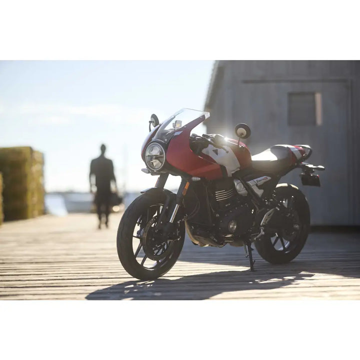 Triumph Thruxton 400 2026 - Leks Motor as