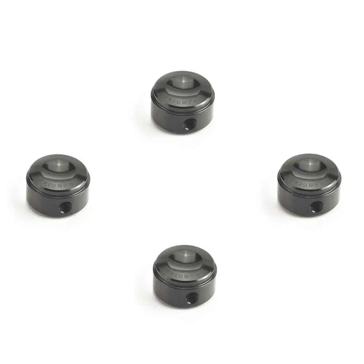 Svart triumph topplokkboltdeksler sett i metall med glatt overflate og liten sidegat for original triumph speed twin