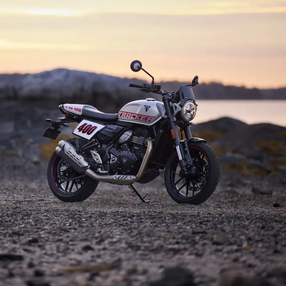 Triumph Tracker 400 2027 - Leks Motor as