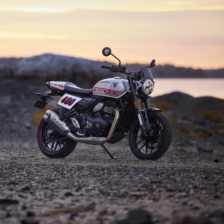 Triumph Tracker 400 2027 - Leks Motor as