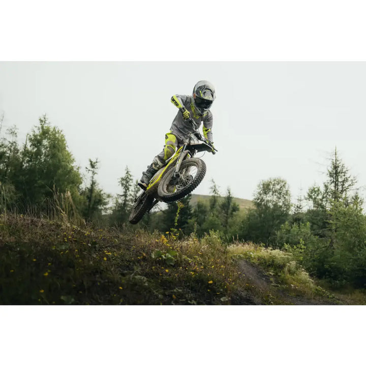 Triumph TXP-20 - Leks Motor as